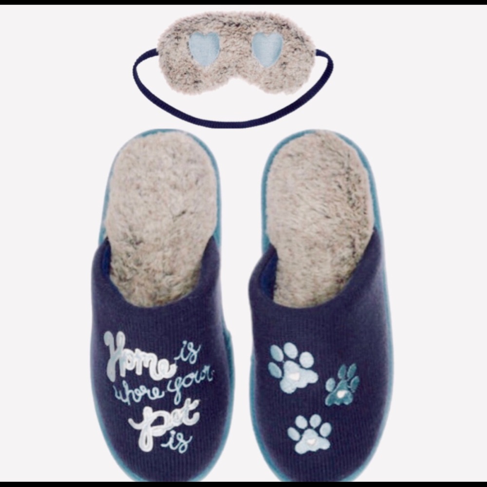 HOME IS WHERE YOUR PET IS SLIPPERS W/EYE MASK